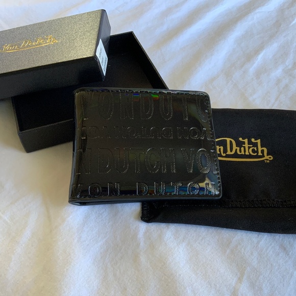 Von Dutch Black Mirror Holographic Embossed Bi-Fold Wallet - Picture 1 of 6